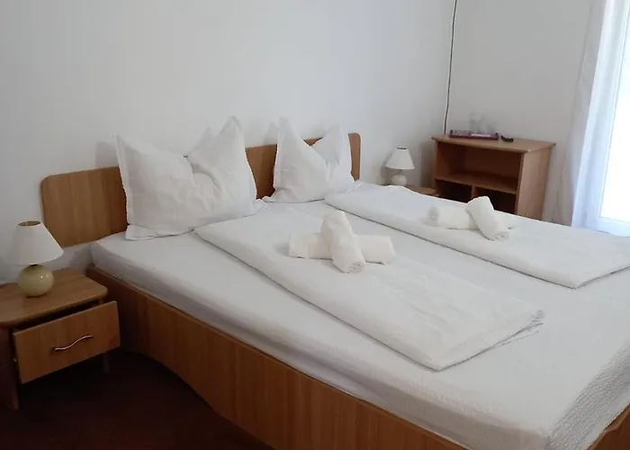 Ana Avrig * ונוס